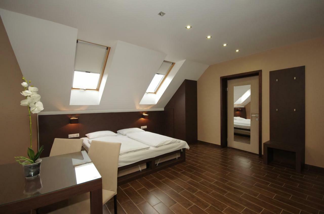 Royal Residence Apartments 久洛 外观 照片