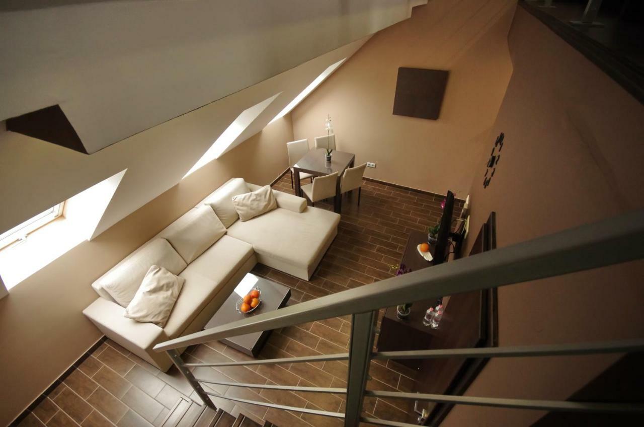 Royal Residence Apartments 久洛 外观 照片